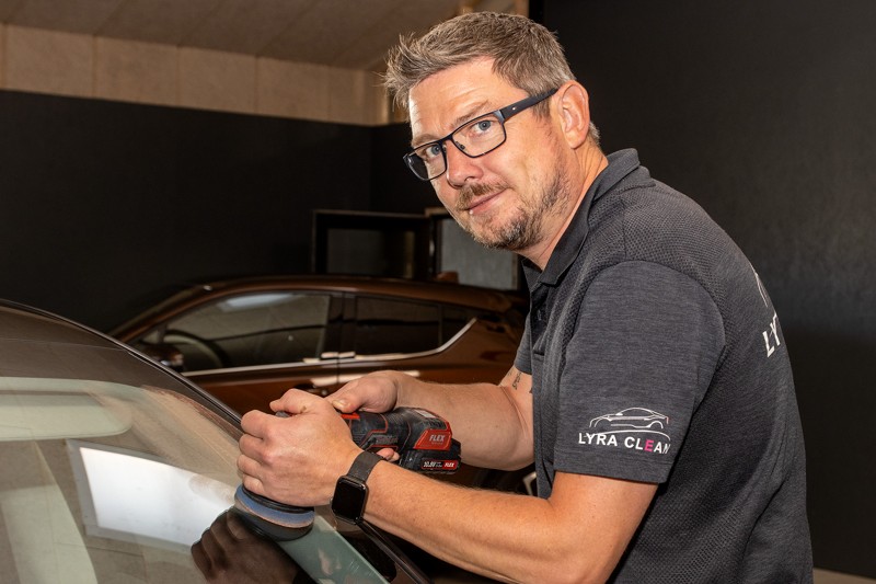 Brian giver bilen en kærlig hånd | Jammerbugt LigeHer.nu