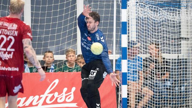 I første halvleg kunne SønderjyskE-keeperne ikke matche Niklas Landin. De havde blot én redning. <i>Foto: Bo Amstrup/Ritzau Scanpix</i>