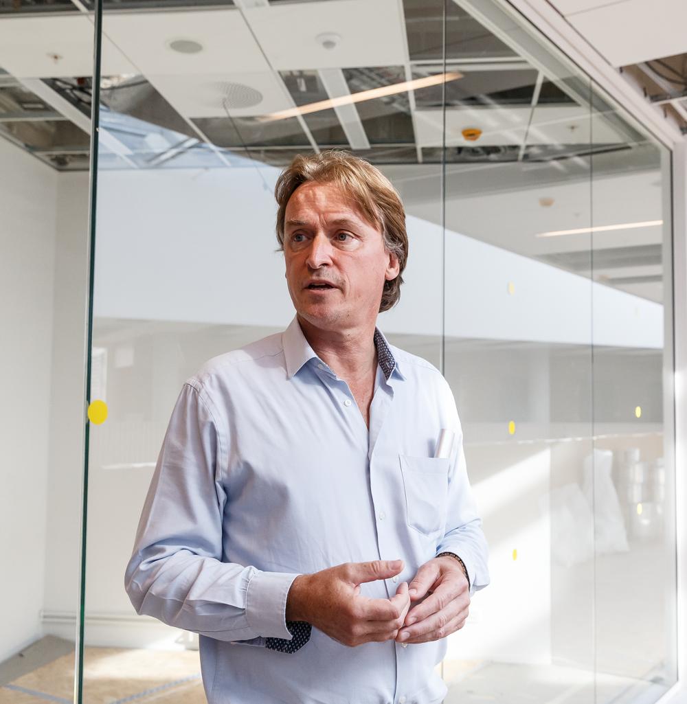 Erik Stoklund Larsen, projektdirektør for Vejdirektoratet_i forbindelse med Niels Bohr-Bygningen. Erik Stoklund Larsen, projektdirektør for Vejdirektoratet_i forbindelse med Niels Bohr-Bygningen.