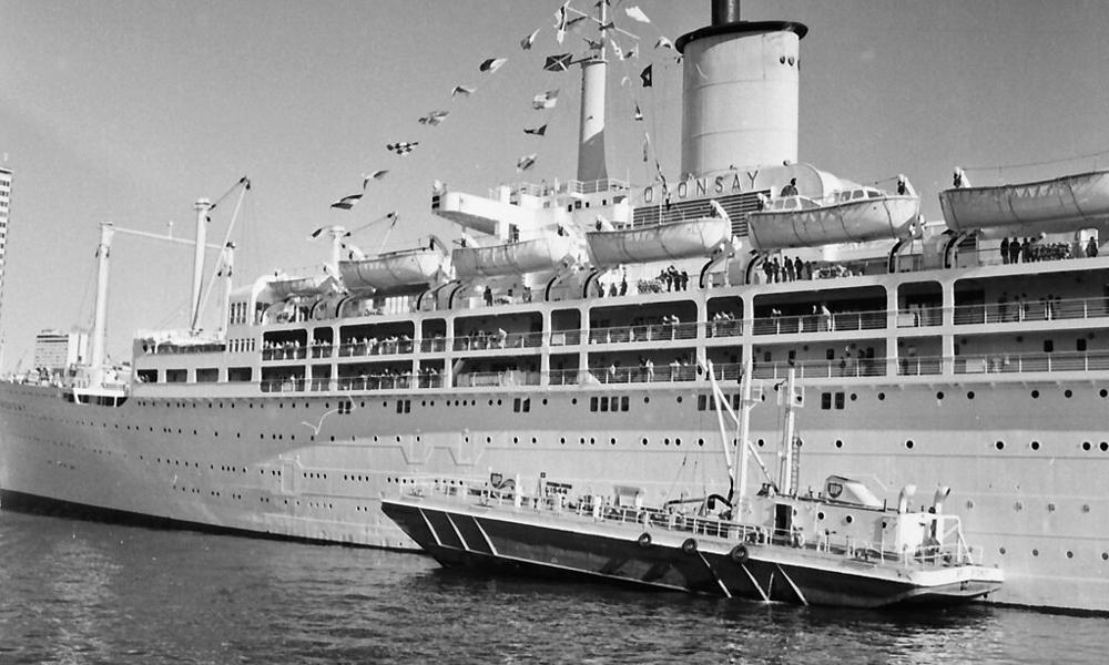 'Mauritania' - Cunard Line bygget 1938 - populær liner, men her som troppetransportskib under Anden Verdenskrig. 'Mauritania' - Cunard Line bygget 1938 - populær liner, men her som troppetransportskib under Anden Verdenskrig.