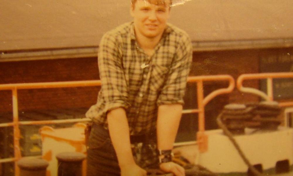 Knud Jensen, 15 år, om bord på Umanak. Knud Jensen, 15 år, om bord på Umanak.