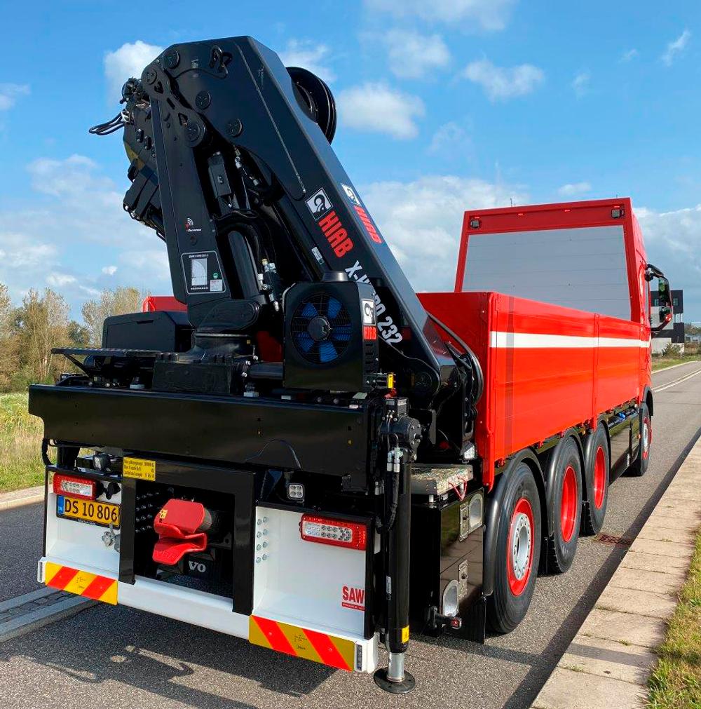 Volvo FH 500 med kran og lad til CM Transport. Volvo FH 500 med kran og lad til CM Transport.