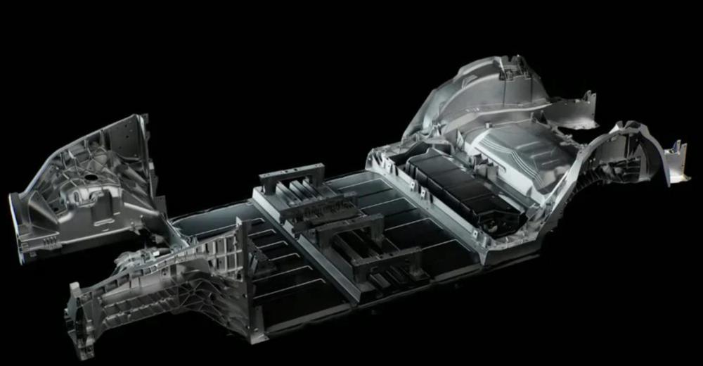 Teslas gjutna chassi. Teslas gjutna chassi.