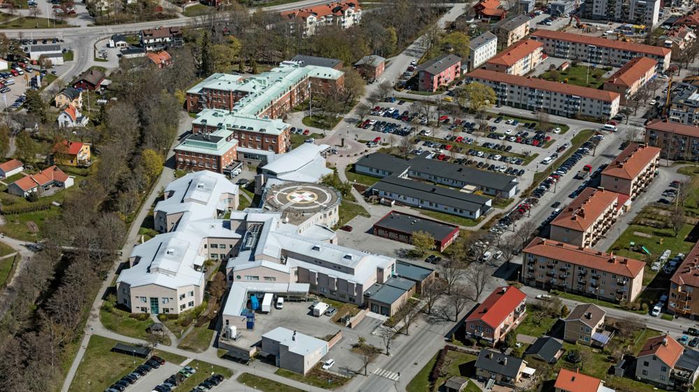 Drönarbild över Norrtälje Sjukhus. Drönarbild över Norrtälje Sjukhus.