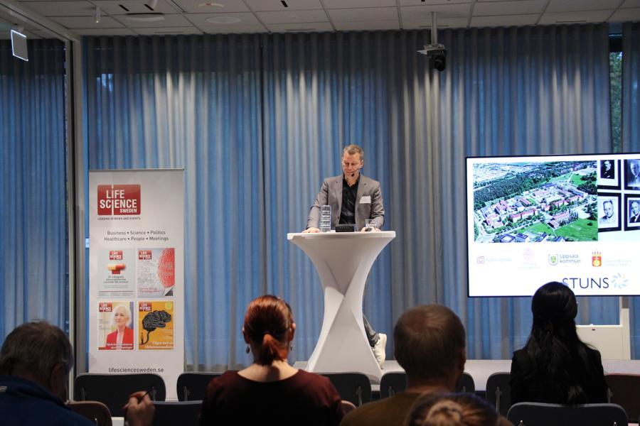 Björn Arvidsson, från STUNS Life Science, var den första att tala på mötet under onsdagmorgonen. Björn Arvidsson, från STUNS Life Science, var den första att tala på mötet under onsdagmorgonen.