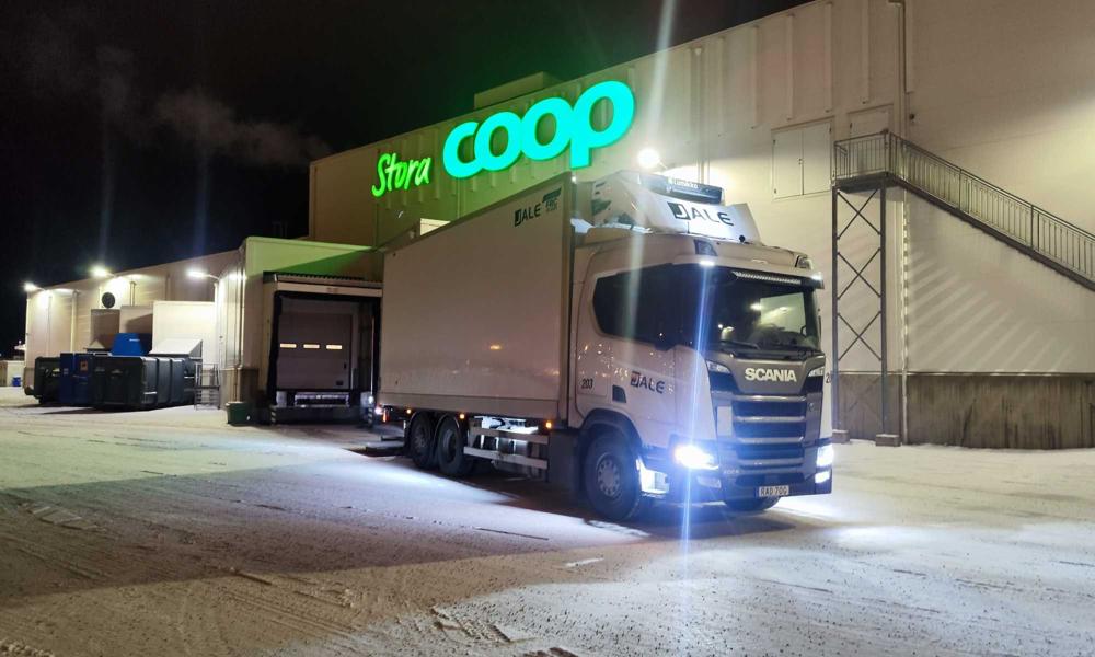  Stora Coop Norra Backa i Borlänge var första butik att få leverans av torrvaror.
