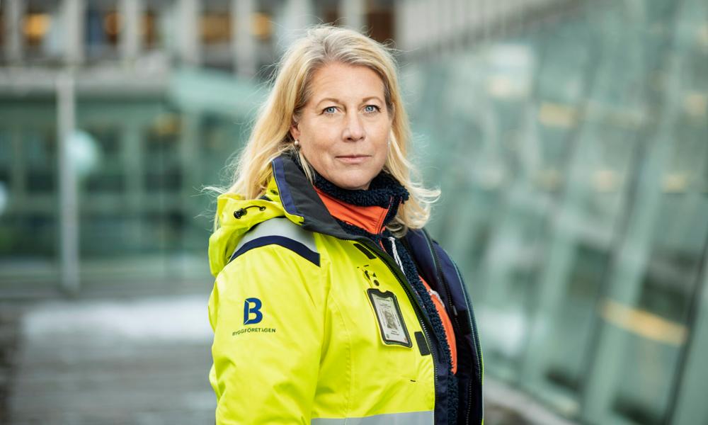 Byggföretagens vd Catharina Elmsäter-Svärd välkomnar initiativet. Byggföretagens vd Catharina Elmsäter-Svärd välkomnar initiativet.