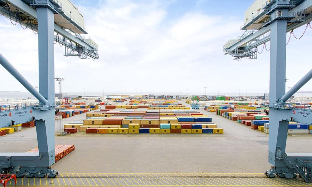 MSC vil udvikle logistik og jernbaneterminaler sammen med de italienske statsbaner. MSC vil udvikle logistik og jernbaneterminaler sammen med de italienske statsbaner.