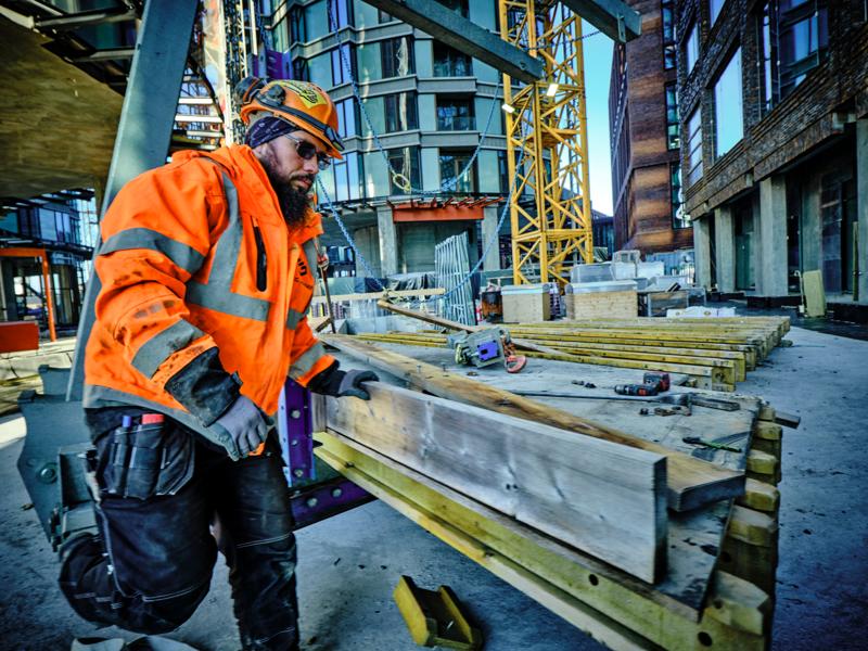Byggepladsen ved den nye bydel Postbyen, der med i alt 235.000 kvm står helt færdigbygget i 2027. Her et øjebliksbillede fra byggepladsen 28. november 2023. Byggepladsen ved den nye bydel Postbyen, der med i alt 235.000 kvm står helt færdigbygget i 2027. Her et øjebliksbillede fra byggepladsen 28. november 2023.