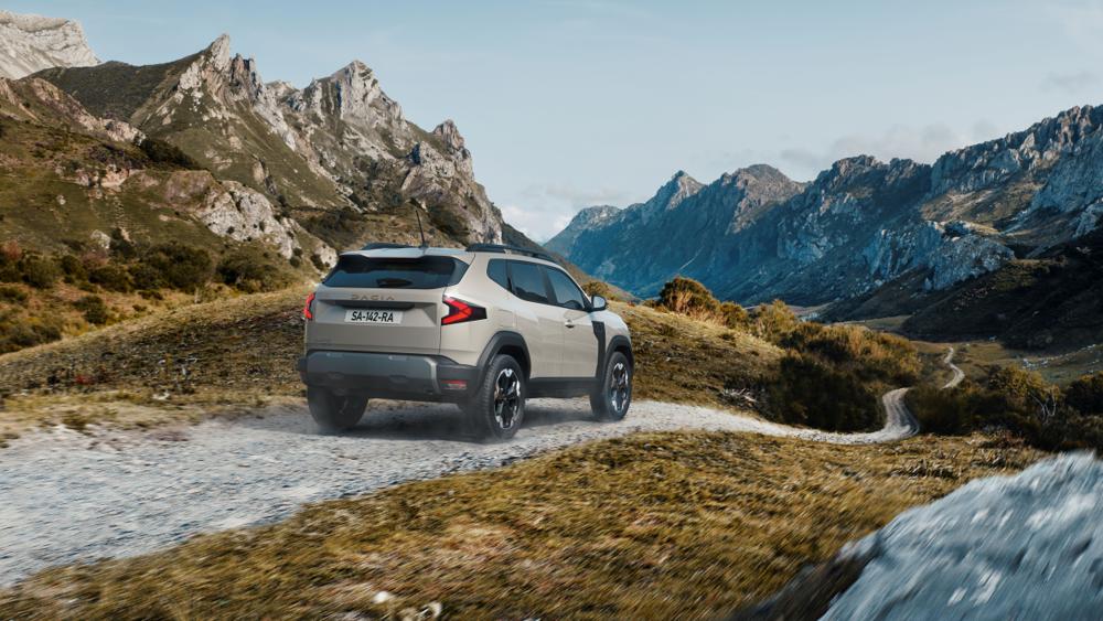 Dacia Duster har fått ett modernare utseende. Dacia Duster har fått ett modernare utseende.