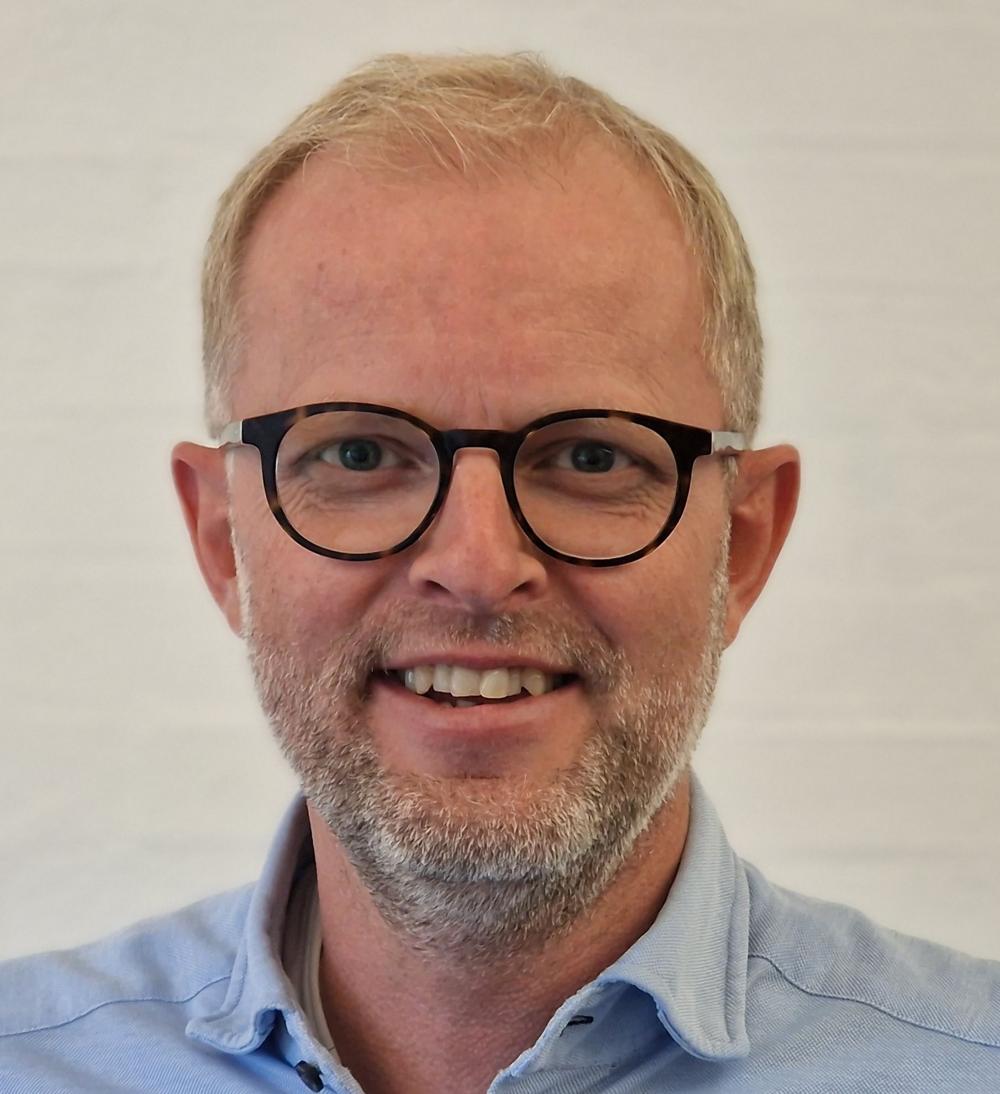 Den 1. november 2023 trådte Morten Stokholm Jørgensen ind i rollen som kundeansvarlig hos au2parts i Frederikshavn og Hjørring. Den 1. november 2023 trådte Morten Stokholm Jørgensen ind i rollen som kundeansvarlig hos au2parts i Frederikshavn og Hjørring.