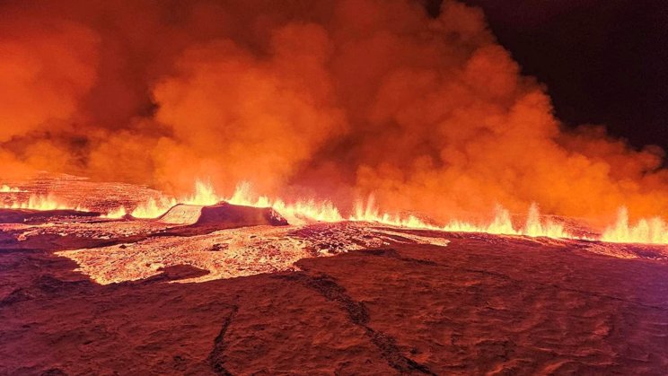 Se De Vilde Billeder Islandsk Vulkan G r I Udbrud Nordjyske dk se-de-vilde-billeder-islandsk-vulkan-g-r-i-udbrud-nordjyske-dk