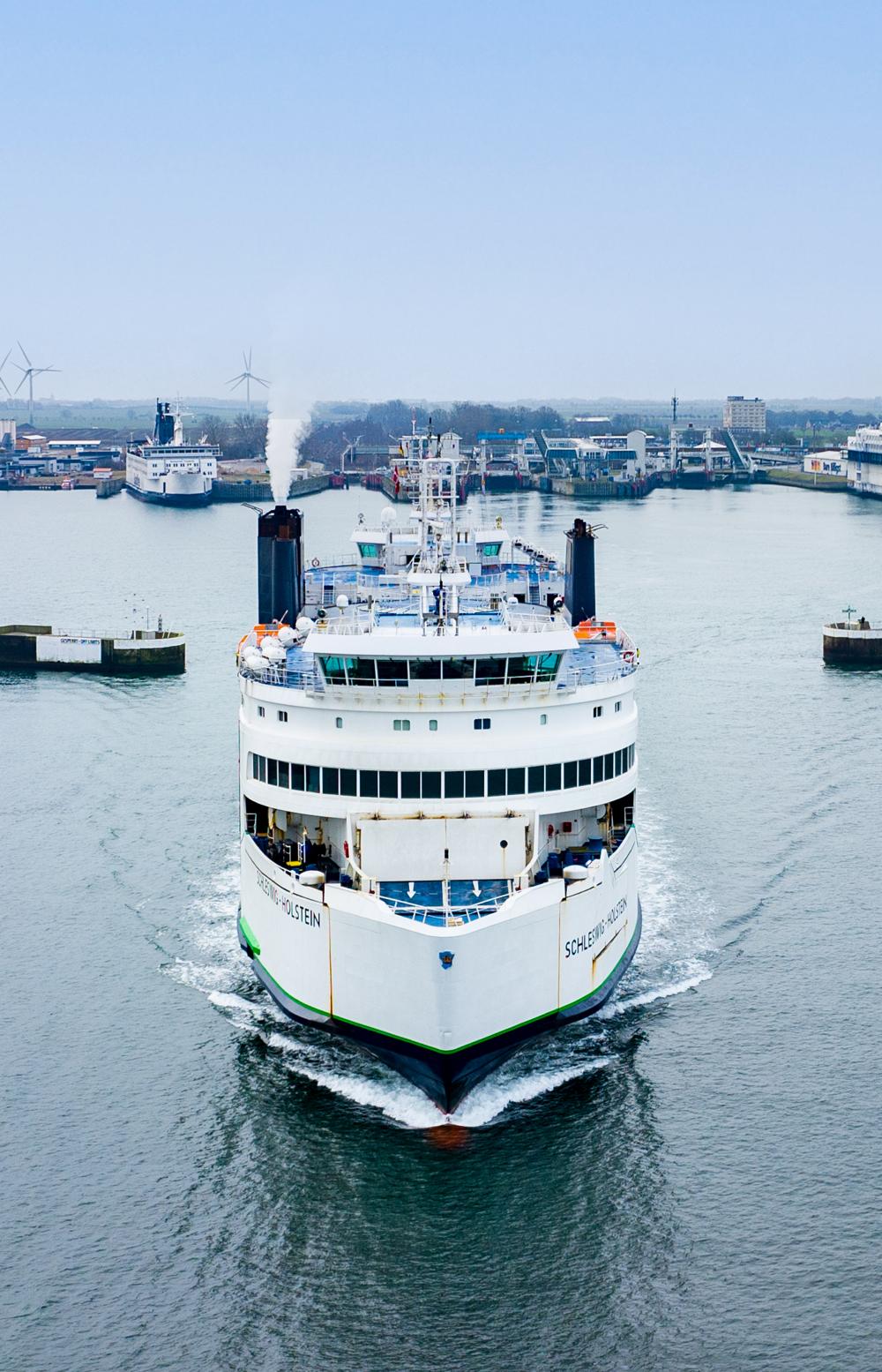 'M/F Schleswig-Holstein' skal også bygges om til hybrid drift. 'M/F Schleswig-Holstein' skal også bygges om til hybrid drift.