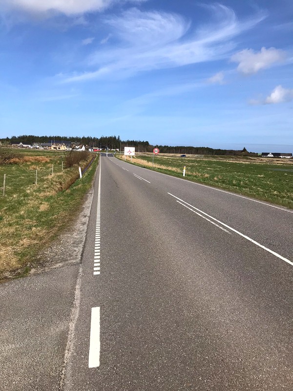 Her langs Kvorupvej fra Blokhusvej til Vesterhavsvej skal der etableres cykelsti for sels mio. kr.