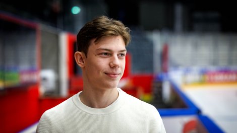19-årige Oliver Larsen har netop skrevet sin første seniorkontrakt, og der kan meget vel være andre spændende ting i vente for det nordjyske stortalent.