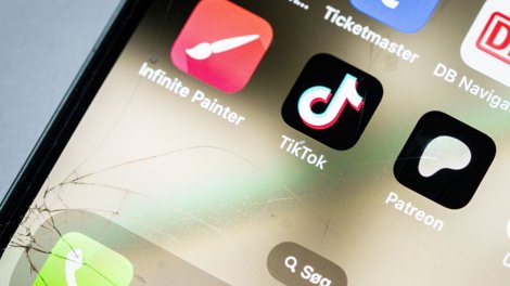 Politiets specialenhed NSK - National enhed for Særlig Kriminalitet advarer drenge og unge mænd om økonomisk afpresning via intime billeder.