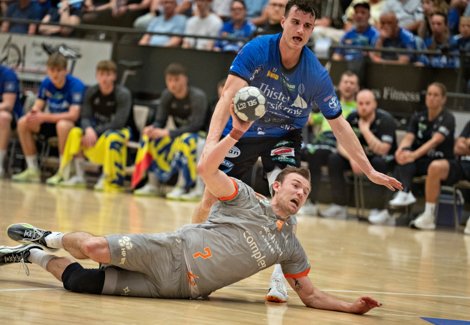 Thomas Arnoldsen slog skulderen i en duel med Mors-Thys Nichlas Hald