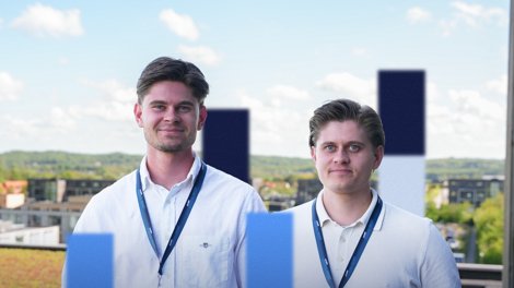 Carl Fagerlund (tv.) og Mads Fagerlund stiftede i 2024 virksomheden Deepvis. Teknologien og de første kunder er på plads, og nu står de over for at skulle skalere. Men er det som nystartet virksomhed nemmere sagt end gjort i Nordjylland?