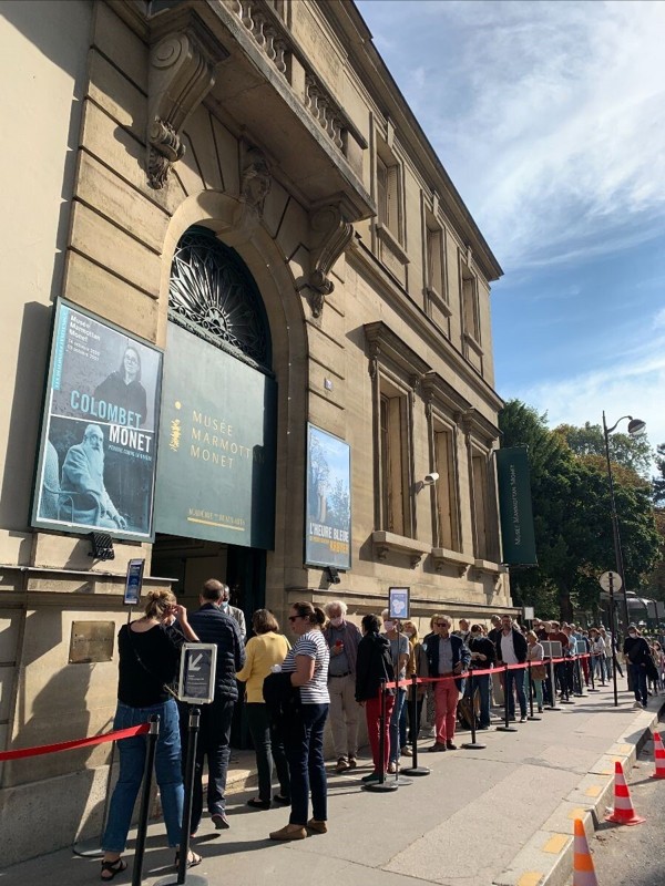 Publikum har stået i kø i Paris denne sommer for at se den hidtil største retrospektive præsentation af P.S. Krøyers værker på Monet museet. Foto: Skagens Kunstmuseer