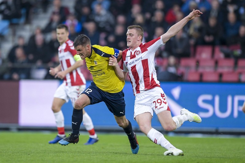 Jonas Brix-Damborg har spillet sin sidste fodboldkamp på topplan. Nu gælder det en civil karriere. Arkivfoto: Lars Pauli