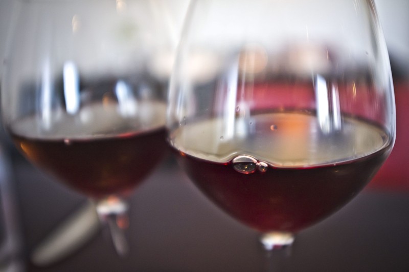 Du kan både bestille vin i glas og flaske. Arkivfoto: Martin Damgård