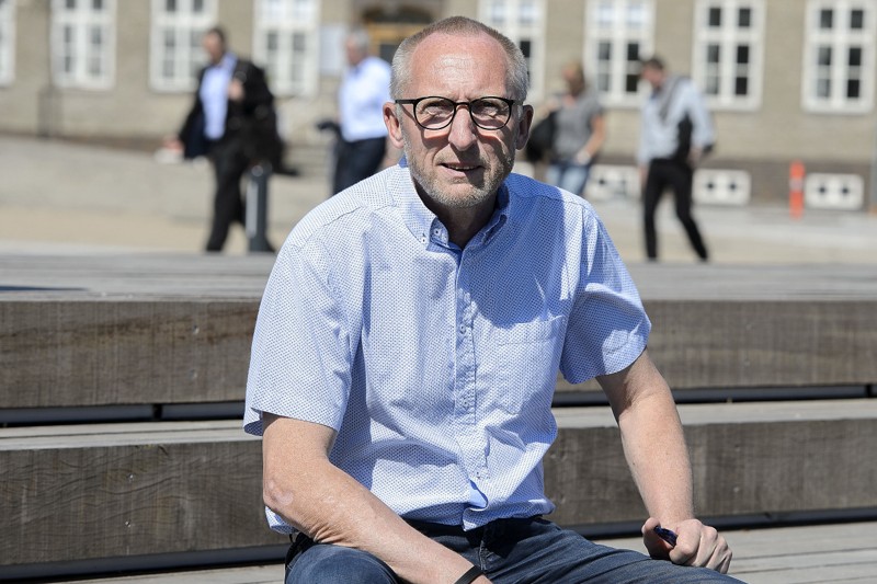- Vi har utroligt mange anlægsopgaver pt., og der er grænser for, hvor mange opgaver vi fysisk kan køre ad gangen, siger Mogens Jespersen, borgmester i Mariagerfjord Kommune. Foto: Henrik Bo