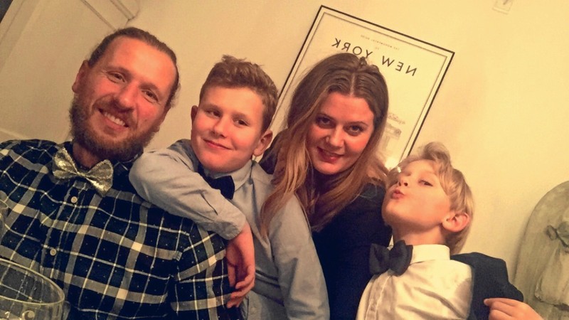 Trine og Henrik Bakgaard fra Vejgaard vil holde jul for dem, der har behov for det - de har derfor inviteret 50 gæster til juleaften.Privatfoto