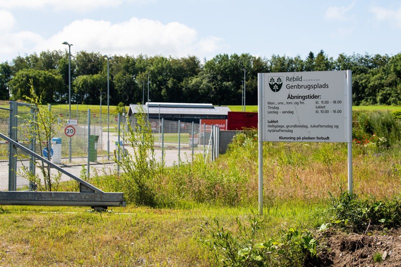 Virksomheder skal betale per besøg, hvis de afleverer affald på Rebild Kommunes genbrugspladser.