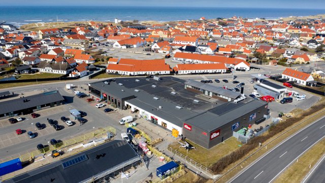Efterspørgslen på nye boliger, der er opført som tæt, lav bebyggelse er stor i Løkken. De 13 almenboliger, der planlægges i et helt nyt kvarter kan med tiden let gøres endnu mere seniorvenlige, forklarer direktøren for boligselskabet.