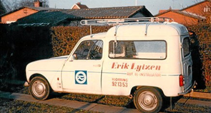 Erik Lytzens første firmabil ... Foto: Fra firmaets hjemmeside