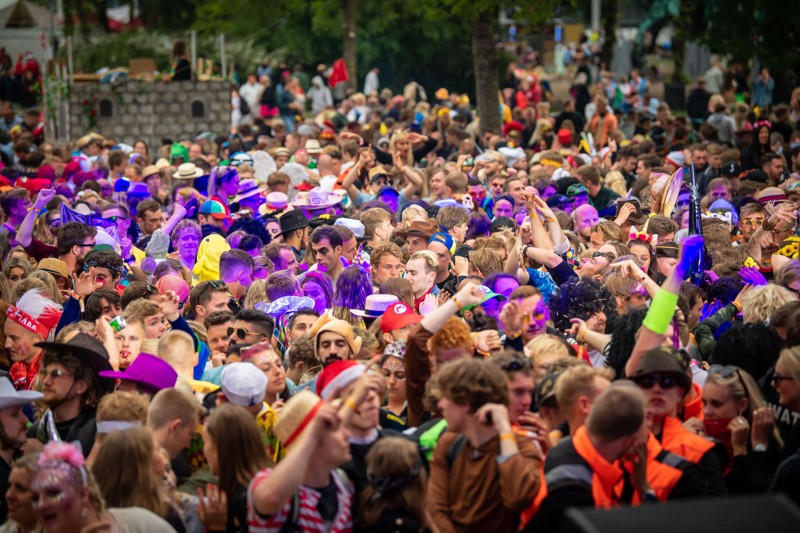 I år deltog flere end 80.000 i paraden og den efterfølgende fest i Kildeparken. Arkivfoto: Martin Damgård