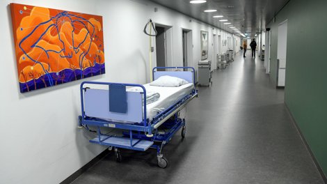 18 år efter vedtagelsen af en ny sygehusstruktur, kæmper nordjyske sygehuse fortsat med overbelægning.