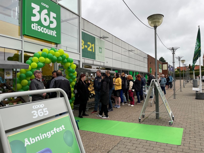 I juni var der åbningsfest i den første af tre butikker i Hjørring, hvor en Fakta bliver omdannet til en Coop 365discount.