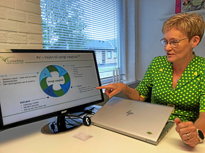 Lenette Grønning Jørgensen har skabt sit eget system, hvor vejen til vægttab også handler om velvære og værdier. Foto: Pernille Damsgaard