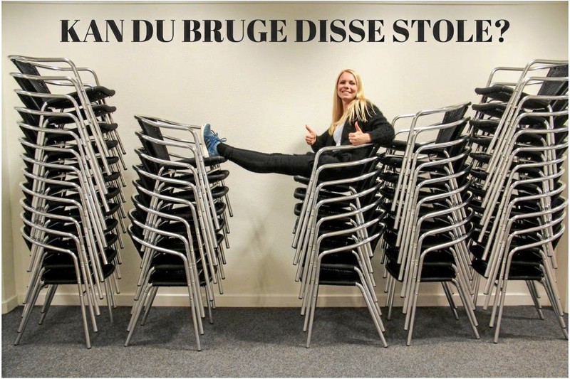 De 48 brugte stole fra Aalborg Kongres & Kultur Center kandiderer lige nu til titlen som Danmarks populæreste møbler.Foto: AKKC