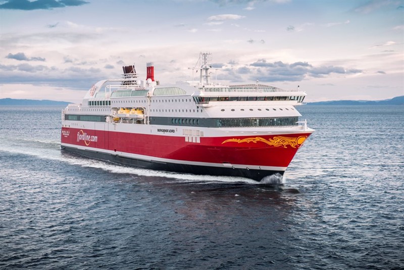 Fjord Lines fire danskflagede skibe beskæftiger i alt 400 danskere. Her ses ”Bergensfjord”, der sejler mellem Hirtshals, Bergen, Stavanger og Langesund. Foto: Fjord Line