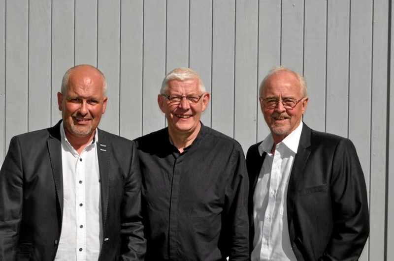 Preben Kejser, Øystein Walther Nielsen og Keld ”Banjo” Kristensen udgør besætningen på "De lune Jyder" - lokale drenge der har spillet sammen siden 1982. Foto: privat
