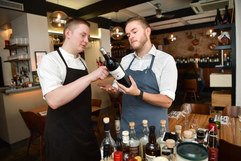 Morten Rytters kærlighed til mad og vin stammer fra hans far, som har præsenteret ham for det franske køkken allerede fra barnsben. Foto: Claus Søndberg