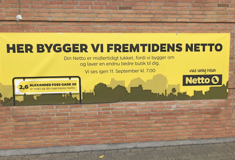 - Her bygger vi fremtidens Netto. Mindre kan såmænd ikke gøre det, så forbrugerne har vel lov til at stille store forventninger til det færdige resultat. Foto: Torben O. Andersen