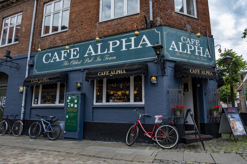 Café Alpha er et af Aalborgs ældste værtshus. Foto: Lasse Sand