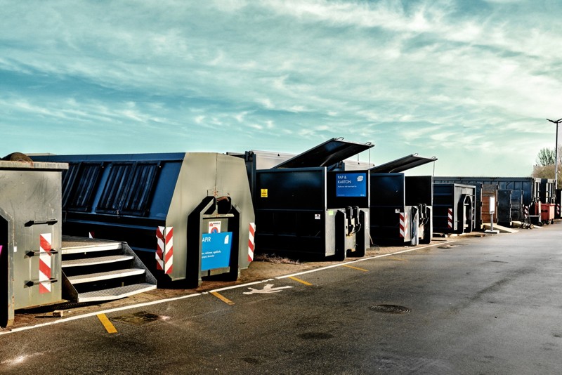 Fra i morgen, 31. marts, genåbner seks af Aalborg Kommunes genbrugspladser for private. Foto: Aalborg Forsyning