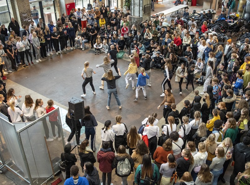 Festivalen plejer at tiltrække tusindvis af deltagere og nysgerrige på de to dage, den varer.