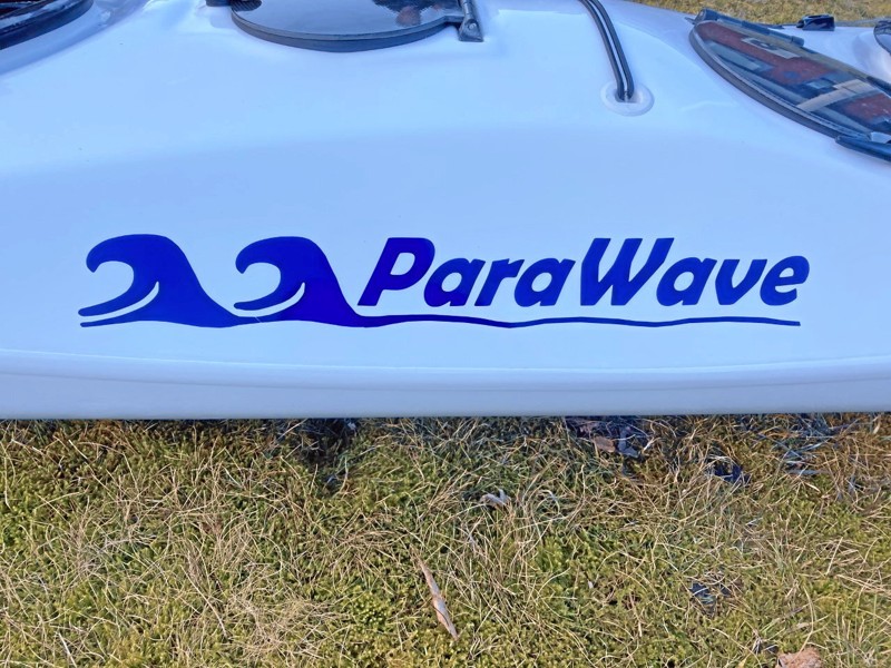 ParaWave hedder kajakken. Med den håber Johnny og Susanne at starte en ny bølge af handicappede kajakroere på havet.