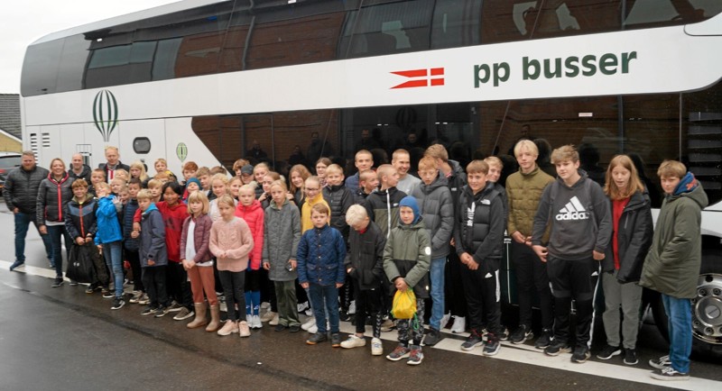 63 spillere og ledere fik en på opleveren på Aalborg Portland Park. Foto: Privat