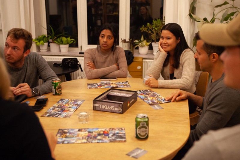 Brætspilscaféen har et væld af brætspil at vælge imellem. Foto: Magnus Najbjerg