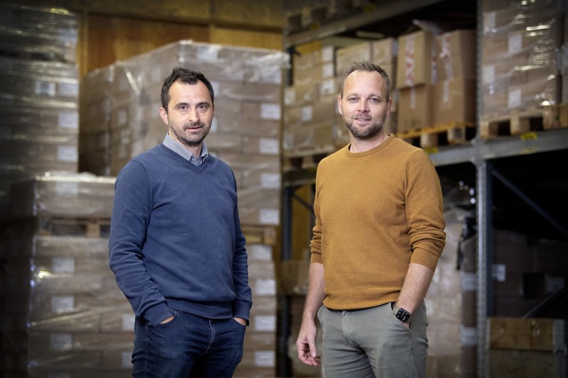 Lasse Hald og Daniel Urbaniak stiftede deres fælles gulvvirksomhed Urban-Hald, mens de arbejdede fuld tid som paramedicinere. Arkivfoto: Torben Hansen