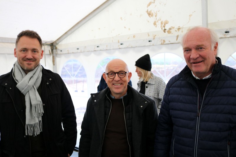 Udviklingschef Michael Thomsen fra ejendomsudviklingsfirmaet Innovater A/S samt direktør Jens Nielsen og medejer Peter Sørensen i Sæby Bakker ApS