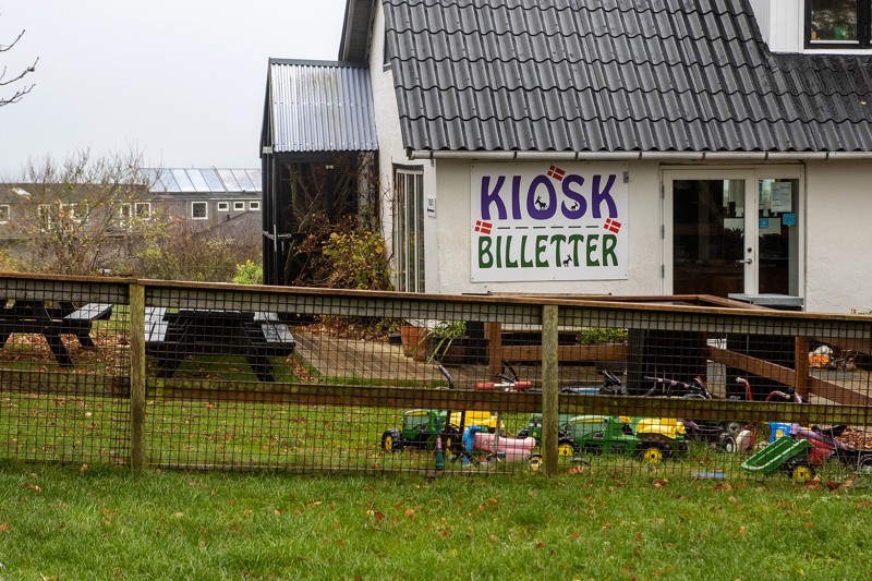 Hjortdal Dyrefarm har været en stor succes – både blandt lokale børnefamilier og egnens mange turister. Nu er det slut.