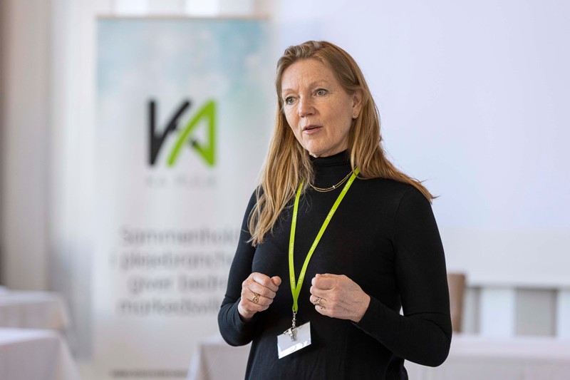 Vibeke Haaning - indehaver af Blæksprutten - må konstatere, at hun ikke kan blive enig med Brønderslev Kommune om betalingen for pleje af 300 ældre borgere.