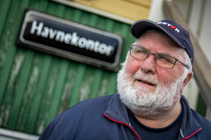 Ib Johansen har været opkræver på havnen i Løgstør, siden ruder konge var knægt - nu stopper han.
